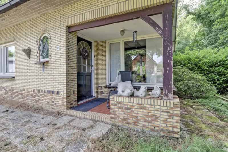 Huis te koop: Royale woning 1638m² tuin, renovatieproject