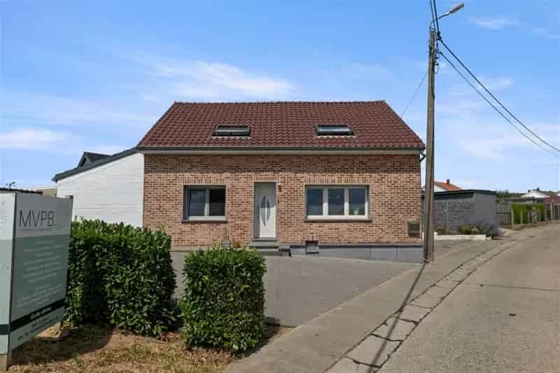 Huis te huur Waasmont: Gezinswoning te renoveren