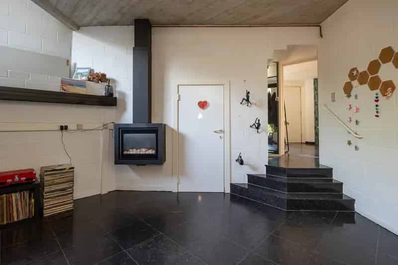 Huis te huur Lokeren: Unieke Architectenwoning met Tuin en Polyvalente Ruimte