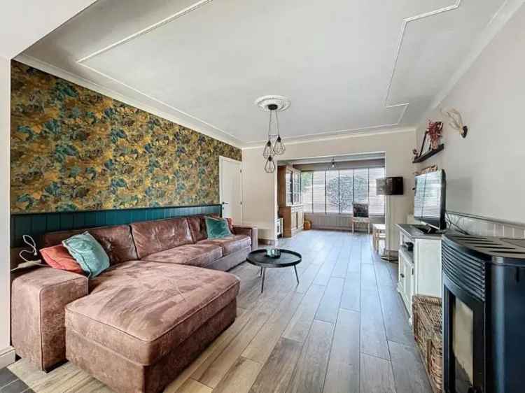 Huis te koop Izegem 2 slaapkamers tuin garage zonnepanelen