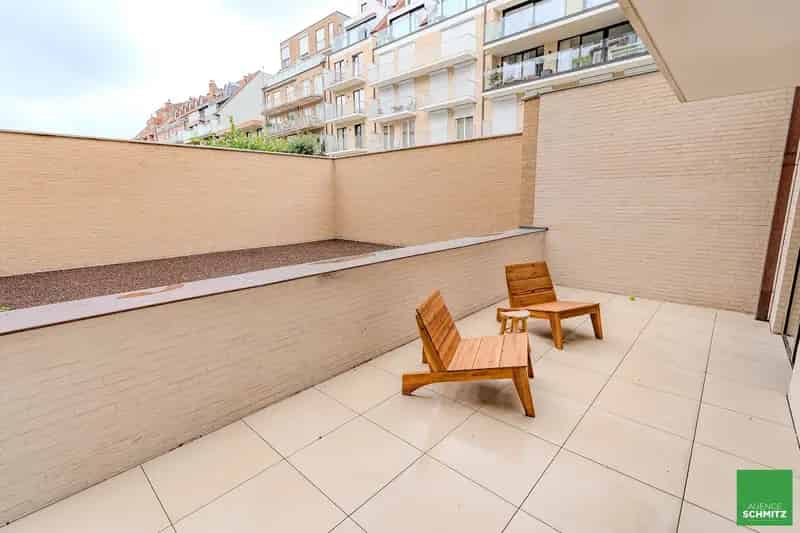 Luxueus gelijkvloers appartement te koop in Knokke