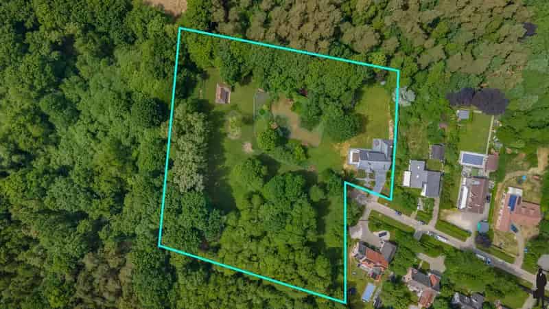 Bouwgrond Schilde: Uniek domein met woning 14990m²