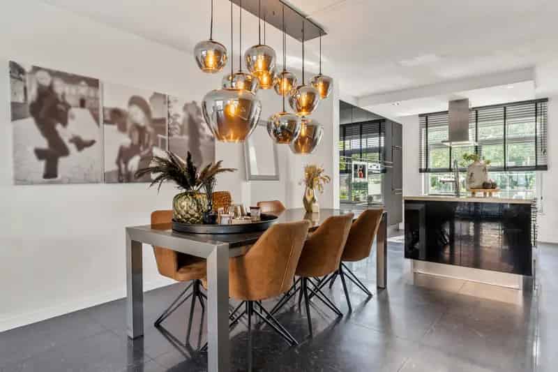 Huis te koop Zichen: Gezinswoning met Zwembad