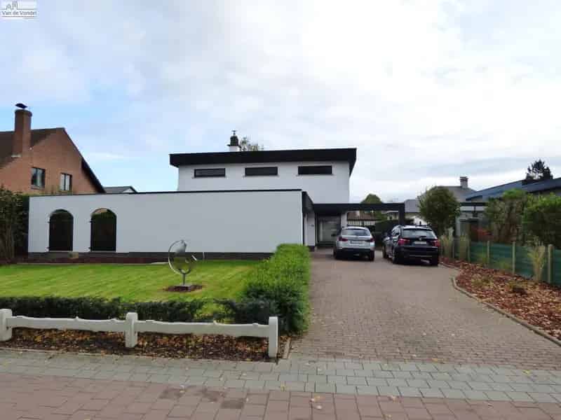 Ruime Villa te Koop Aalst 4 slaapkamers Dubbele Garage
