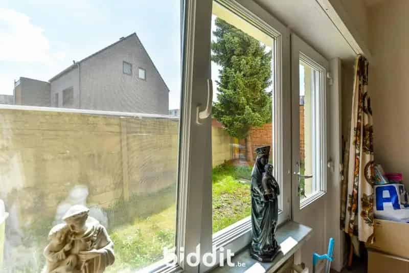 Gelijkvloers Appartement met Tuin Garage en Kelder
