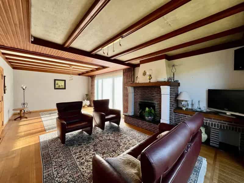 Ruime Bungalow met Dubbele Garage