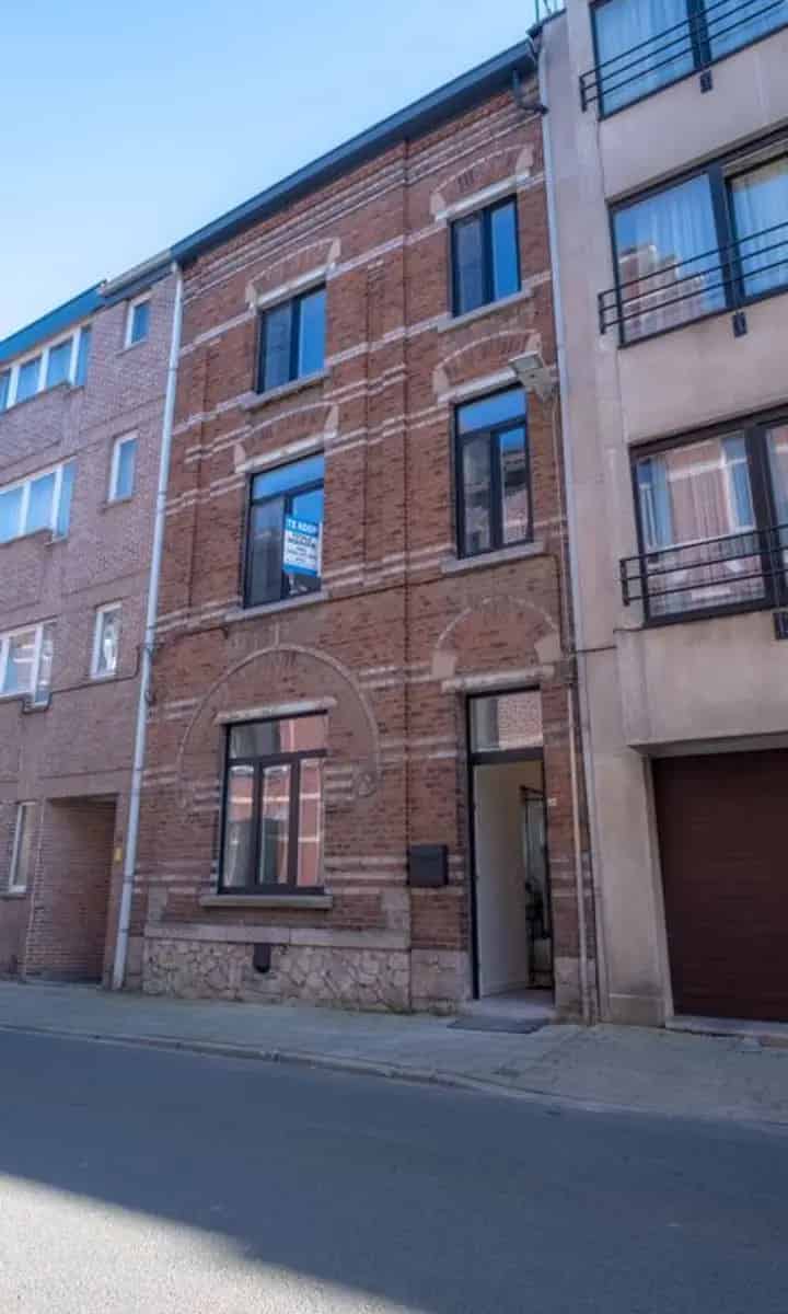 Gererenoveerde Stadswoning Sint-Truiden