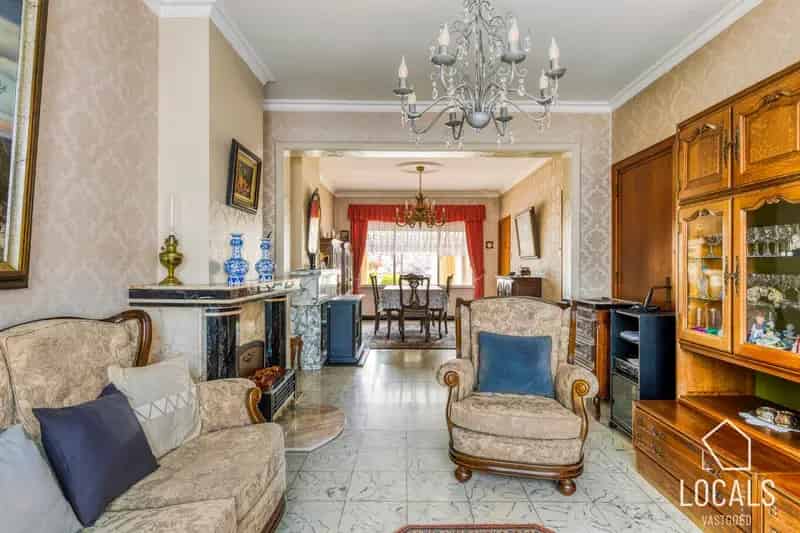 Te renoveren woning nabij station Ninove