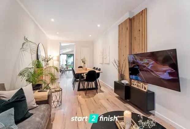 Rustig gelegen woning met garage te renoveren