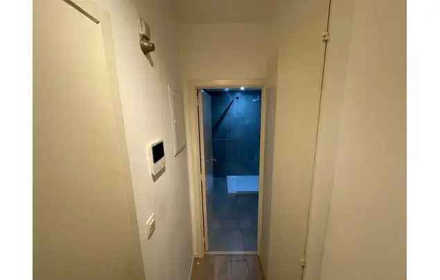 Huur 1 slaapkamer appartement van 36 m² in Brussels