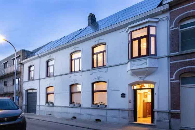 Huis te huur Wakken Ruim herenhuis met binnentuin en jacuzzi