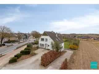 Huis te koop Brussegem - Ruime woning met extra verdieping