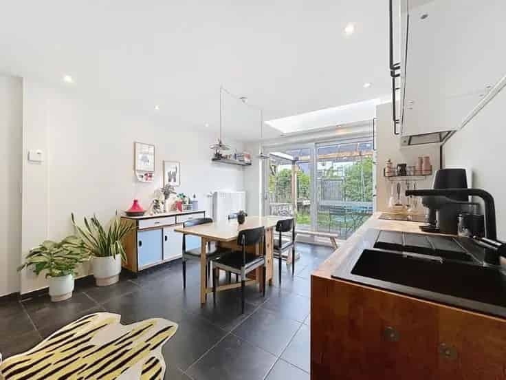 Huis Te Koop Gent: 2 slaapkamers, Zonnepanelen, Stadstuin