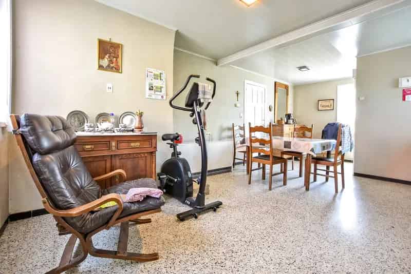 Huis te huur Diksmuide: Grote hoeve met weilanden