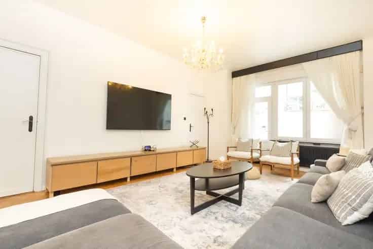Huis Te Koop 6 Slaapkamers 270m2 Elegant Herenhuis