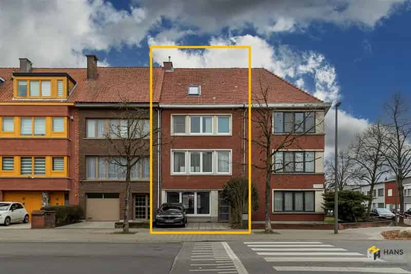 Huis te huur Wilrijk 5 slaapkamers 214m² tuin