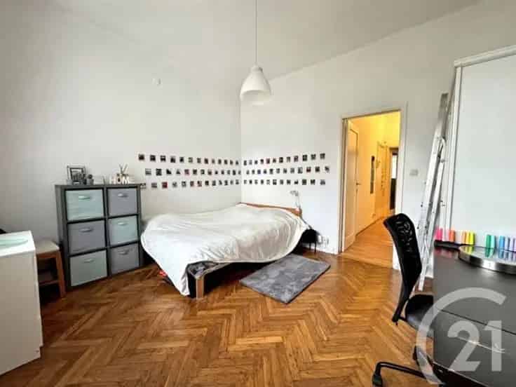Appartement Te Koop Ixelles 2 Woon Eenheden Huurrendement 6