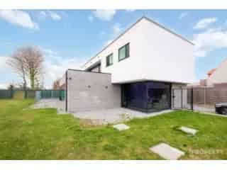 Huis te koop Wielsbeke 3 slaapkamers 220m²