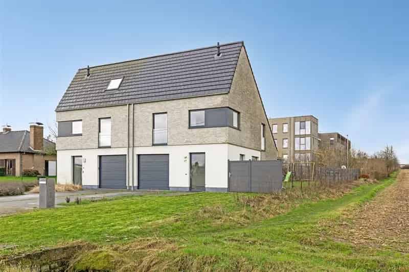 Huis te huur nabij Leuven 4 slaapkamers  tuin