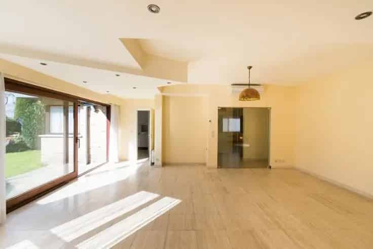 Te koop appartement met 3 slaapkamers en tuin in Woluwe-Saint-Pierre