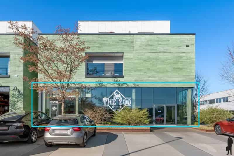 Bedrijfsvastgoed 160m² Mol KMO Kantoor Showroom