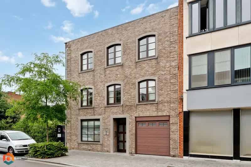 Huis te koop te Boom: 3 slaapkamers, dubbele praktijkruimte