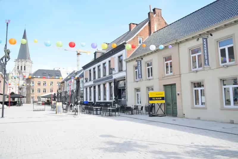 Horeca Handelspand met Ruime Woonst