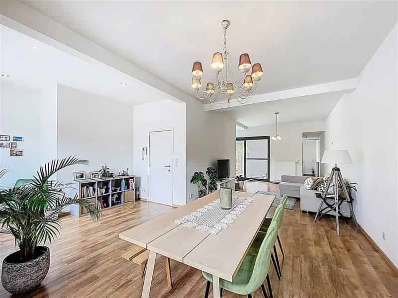 Gerenoveerd Triplex Appartement Gentbrugge