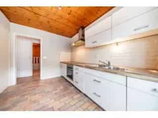 Handelspand met Appartement te Basècles