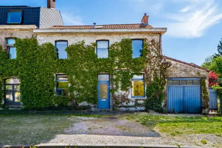 Huis Te Koop Loverval 2 slaapkamers 105m² renovatie