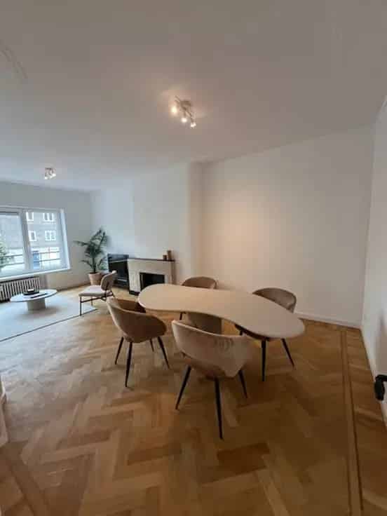 Appartement Te Koop Antwerpen Expo: Art Deco, 2 slaapkamers