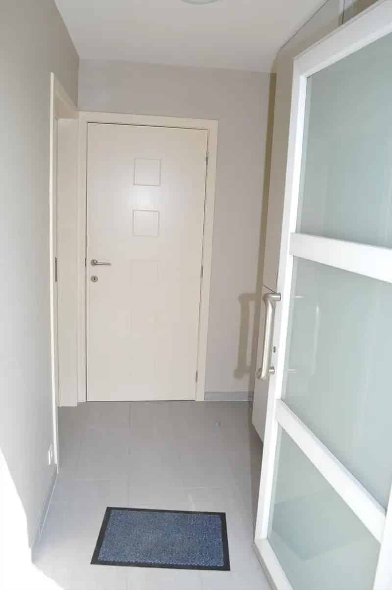 Recente woning 3 slaapkamers rustig gelegen