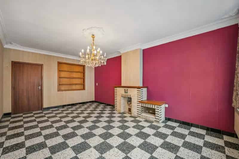 Te renoveren woning Melkwezer