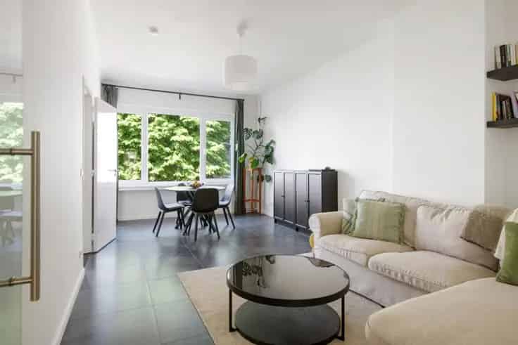 Appartement te koop Antwerpen Centrum: 2 slaapkamers, terras en berging