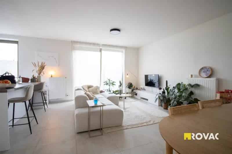 Appartement te huur: Instapklaar gelijkvloers met tuin en garage