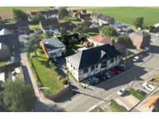 Huis Gemengd Gebruik Néchin - Duplex Appartement 4 Slaapkamers