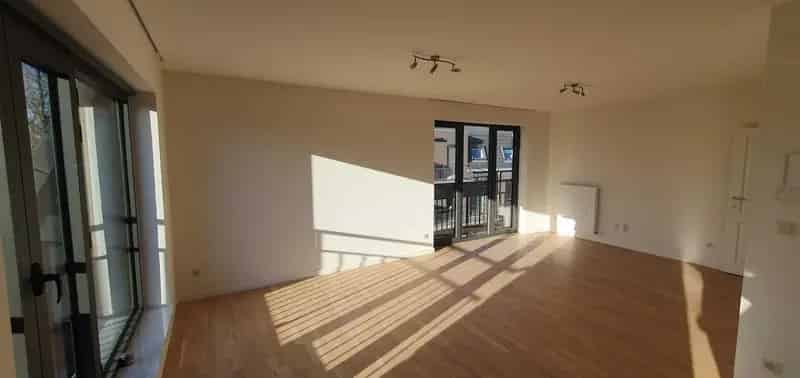 Appartement te koop 3 slaapkamers nabij park en golf
