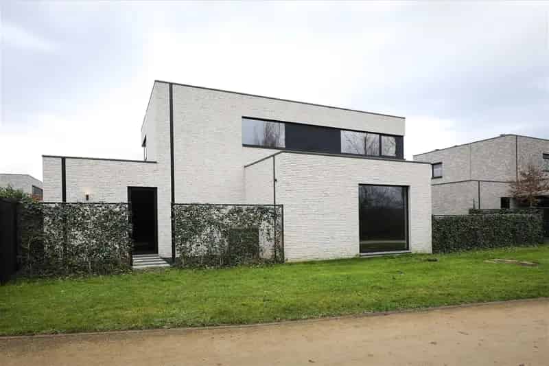 Nieuwbouwvilla te koop Hasselt 3 slaapkamers tuin