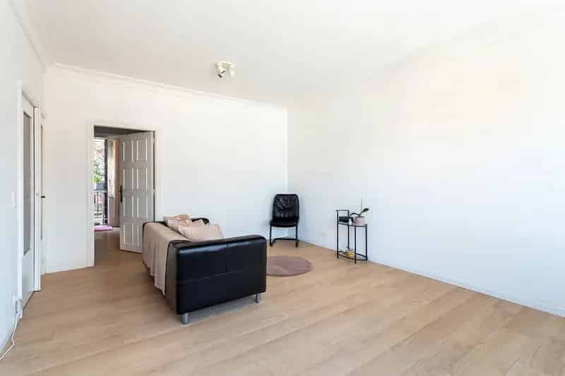 Op te frissen appartement Eilandje - Centrale locatie