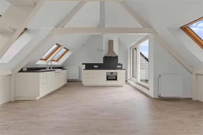 Huis te koop Schellebelle 4 slaapkamers Nabij station