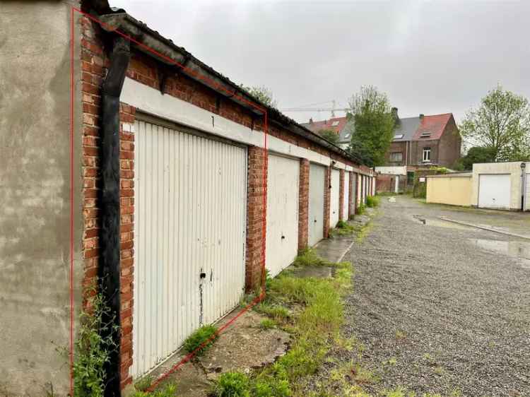 Gesloten Garagebox te Koop