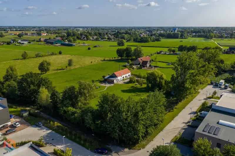 Charmante hoeve op perceel van 4870 m² te Putte
