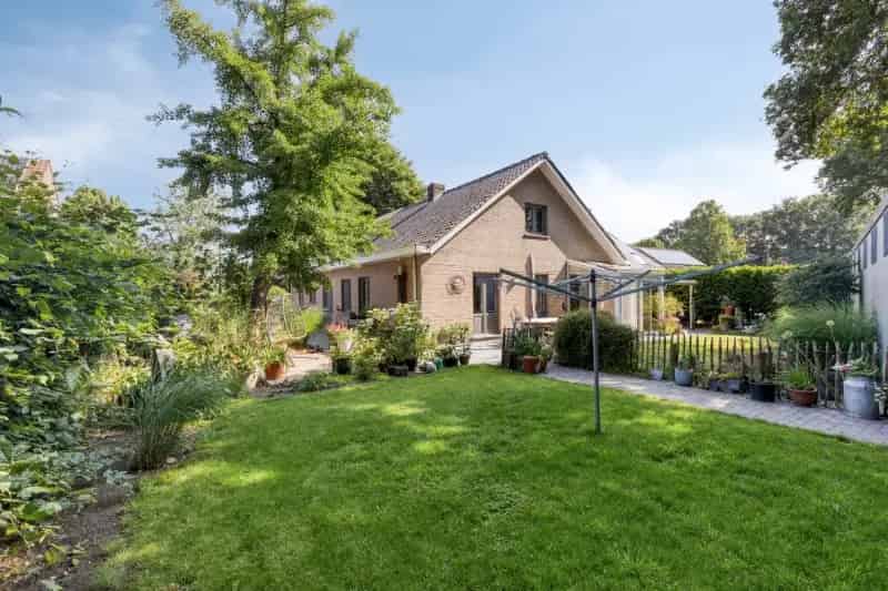 Huis te Koop Evergem: Ruime Open Bebouwing met Potentieel