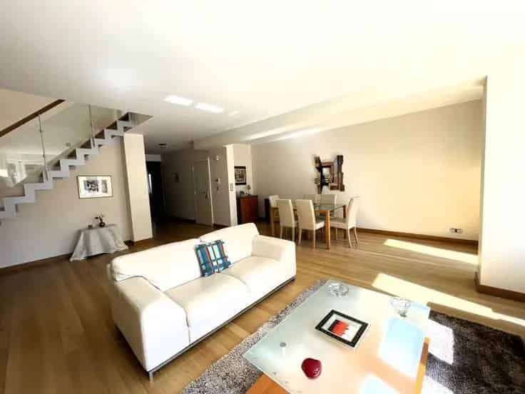 Duplex Te Koop Schuman 230m2 5 slaapkamers