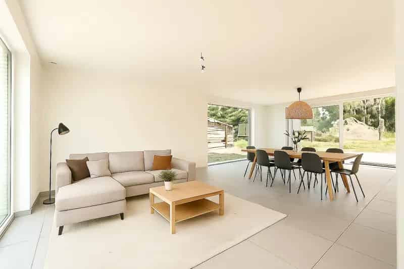 Moderne woning te huur Hulste met tuin garage en bijgebouw