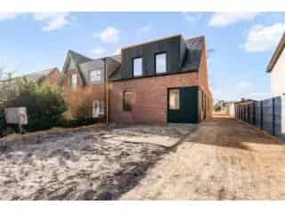 Huis te koop Balen - Ruime nieuwbouwwoning 4 slaapkamers