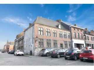 Herenhuis te renoveren Le Roeulx 4 slaapkamers