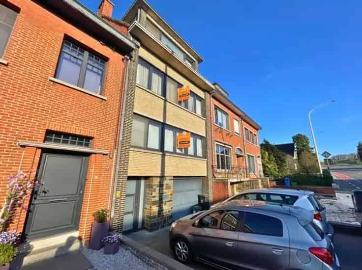 Appartementen Te Koop Aarschot: 2 gerenoveerde appartementen met garage