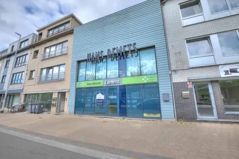 Kantoor te koop Zelzate 250m²