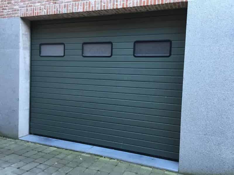 Grote garage te huur in centrum Eeklo